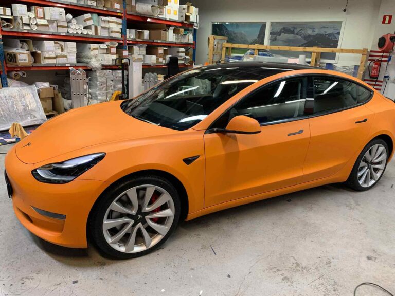 Tesla_Orange_1_Mob