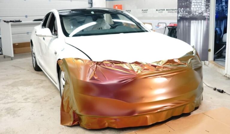 Gull foliert Tesla Model S